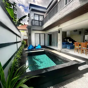 https://deja-view.ubudhotelsnow.com