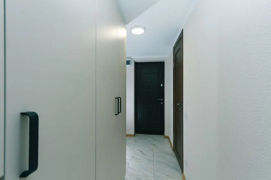 Dvukhurovnevyi Liuks Na Beresteiskoi Kyiv Apartment